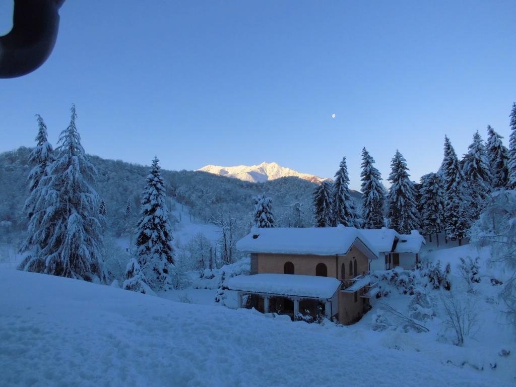 Agriturismo Bio-Ecologico Sant'Isidoro Roccaforte Mondovi Bagian luar foto