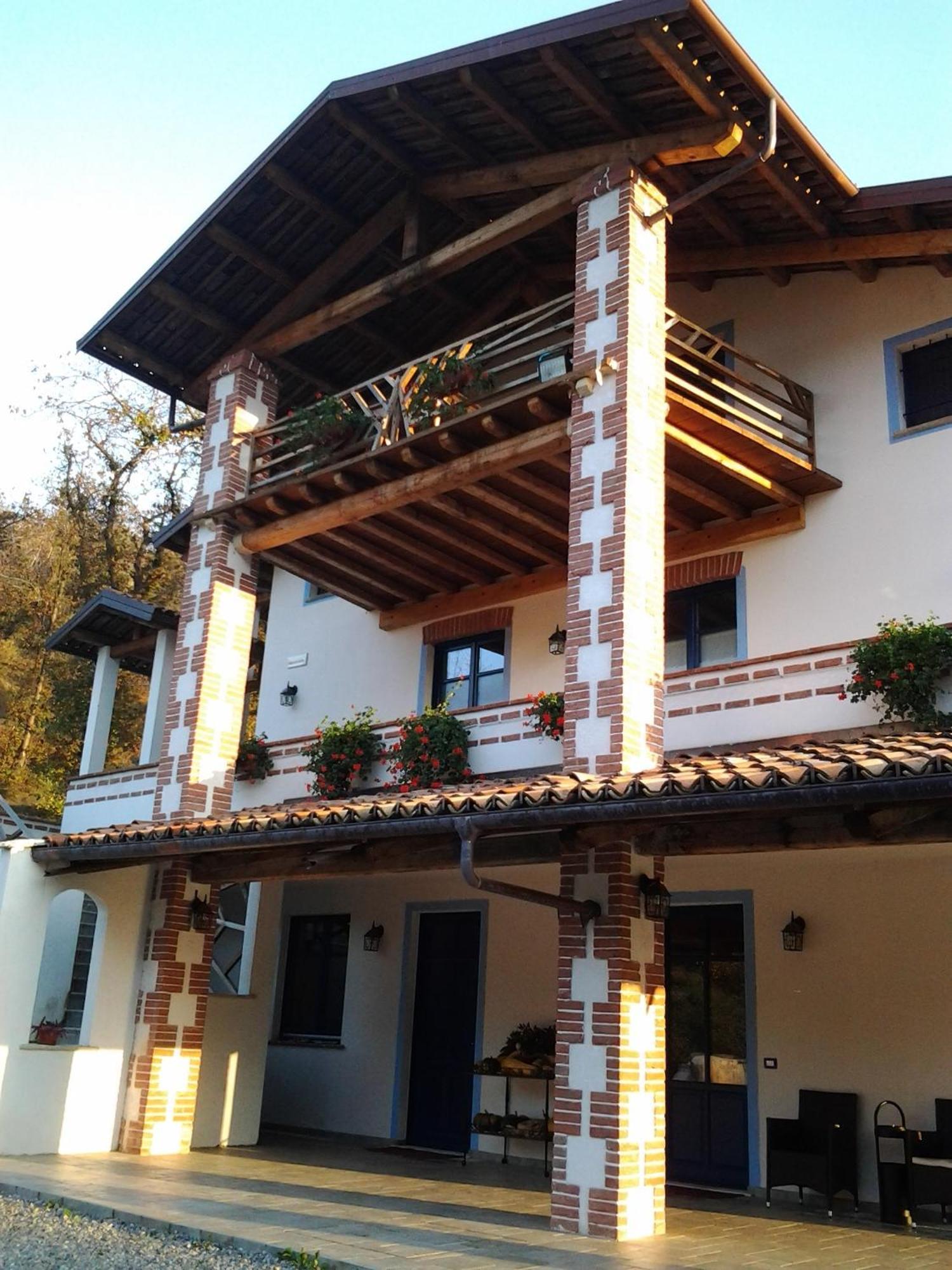 Agriturismo Bio-Ecologico Sant'Isidoro Roccaforte Mondovi Bagian luar foto
